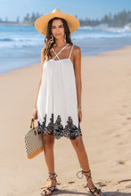 Lade das Bild in den Galerie-Viewer, Ärmelloses Cover-Up-Minikleid mit Spitzenbesatz in Weiß
