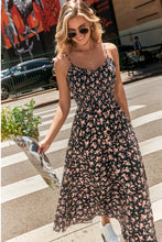 Lade das Bild in den Galerie-Viewer, ?rmelloses Gesmoktes Maxikleid mit Blumenmuster
