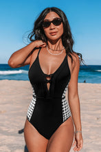 Lade das Bild in den Galerie-Viewer, Schwarzer Gingham Magic-Bauchweg-Badeanzug mit tiefem Ausschnitt
