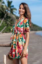 Lade das Bild in den Galerie-Viewer, Abstraktes Mini-Strandkleid
