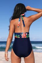 Lade das Bild in den Galerie-Viewer, Colorblock Neckholder-Shape-Badeanzug
