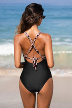 Lade das Bild in den Galerie-Viewer, Bauchkontrolle Cutout Badeanzug mit Leopardenmuster

