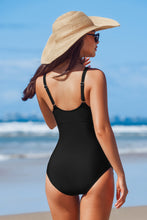 Lade das Bild in den Galerie-Viewer, Onyx-Badeanzug mit tiefem Ausschnitt und Rüschen

