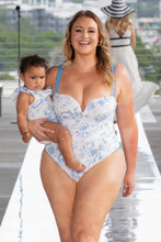 Lade das Bild in den Galerie-Viewer, Mittlerer Halt Badeanzug mit Bindung hinten
