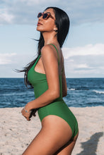 Lade das Bild in den Galerie-Viewer, Badeanzug mit V-Ausschnitt und Wellenschliff
