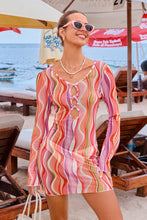 Lade das Bild in den Galerie-Viewer, Abstraktes Mini-Strandkleid mit Schlüsselloch
