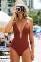 Lade das Bild in den Galerie-Viewer, Tiefer Ausschnitt Badeanzug mit Zierperlen
