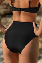 Lade das Bild in den Galerie-Viewer, High-Waist Bikini-Höschen in Schwarz
