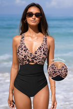 Lade das Bild in den Galerie-Viewer, Bauchkontrolle Cutout Badeanzug mit Leopardenmuster
