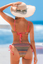Lade das Bild in den Galerie-Viewer, Gestreiftes Low-Waist Quadratischer Ausschnitt Bikini-Set
