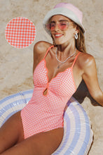 Lade das Bild in den Galerie-Viewer, Gingham Mittlerer Halt Badeanzug mit Schlüsselloch
