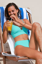 Lade das Bild in den Galerie-Viewer, Aqua Leichter Halt Bikini-Set mit überkreuzten Trägern
