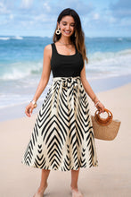 Lade das Bild in den Galerie-Viewer, Abstraktes Ärmelloses Quadratischer Ausschnitt Midikleid
