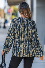 Lade das Bild in den Galerie-Viewer, Abstraktes V-Ausschnitt Top
