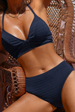 Lade das Bild in den Galerie-Viewer, Marineblaues Bikini-Set mit gekreuzten Tr?gern
